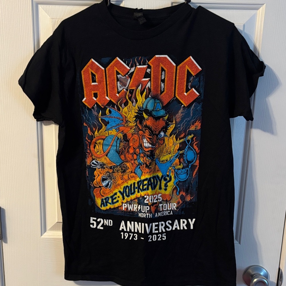 AC/DC Black and Orange Tour T-Shirt size medium